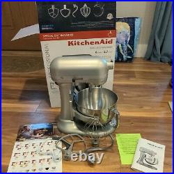 KitchenAid Series 600 Professional 6-qt Stand Mixer with attachments Silver READ