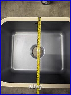Villeroy & Boch Ceramic Single Bowl Square Grey Sink 545 x 440 x 200 mm